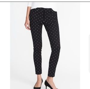 Mid-Rise Pixie Ankle Pants